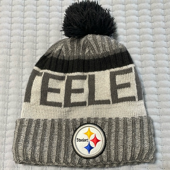 Steelers New Era Winter Hat - OS - Picture 1 of 3